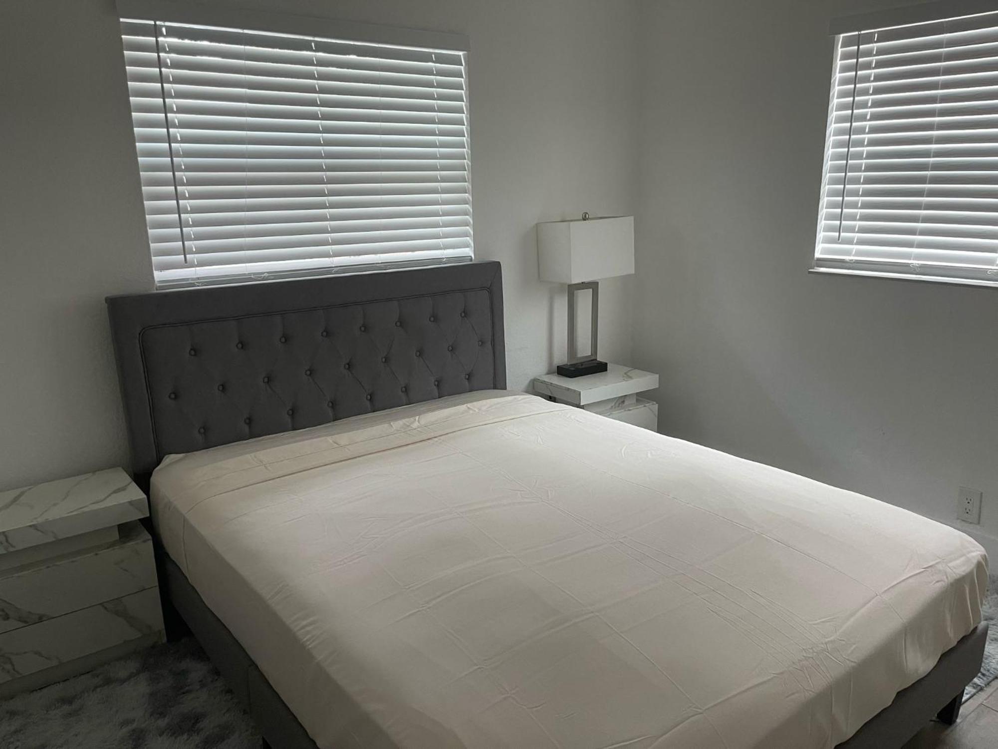 Cozy New Renovated Apartment ฟอร์ต ลอเดอร์เดล ภายนอก รูปภาพ